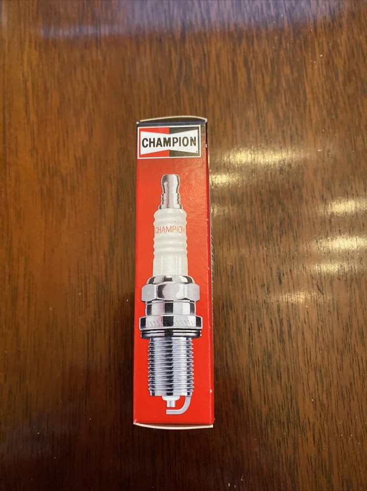 Champion RC6YC Spark Plug Brand New In Box - Image 2 of 4
