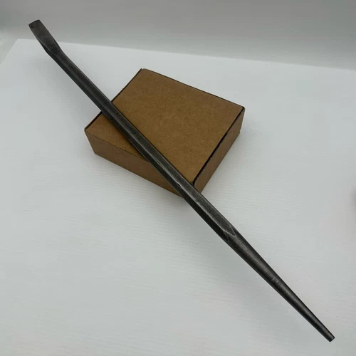 Mac Tools PB30 30 Inch Long Heavy Duty Pry Bar