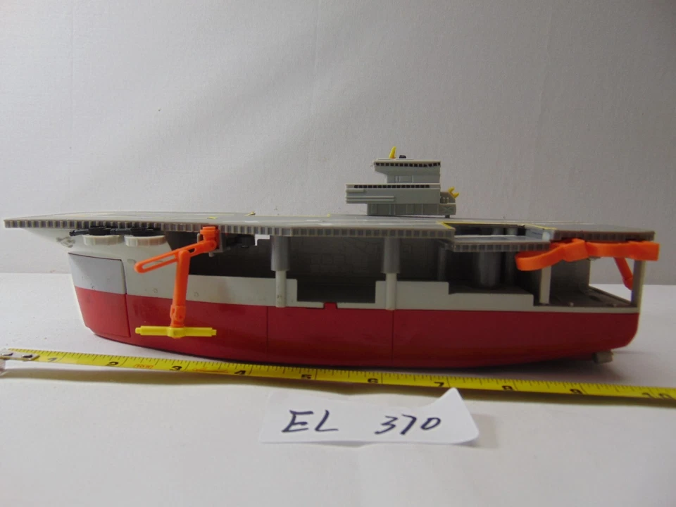 De colección Micro Máquinas Portaaviones Juego Galoob 1988 Estuche Incompleto Foto 3 de 4