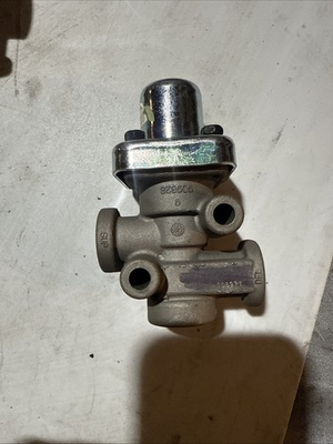 #ad NEW Pressure Protection Valve PR4 PR 4 1 4quot; NPT Replaces Bendix: 286500N $50.00