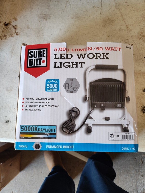 Sure Bilt 5000 Lumen 50 Watt LED Work Light With USB Charging Port Brand New