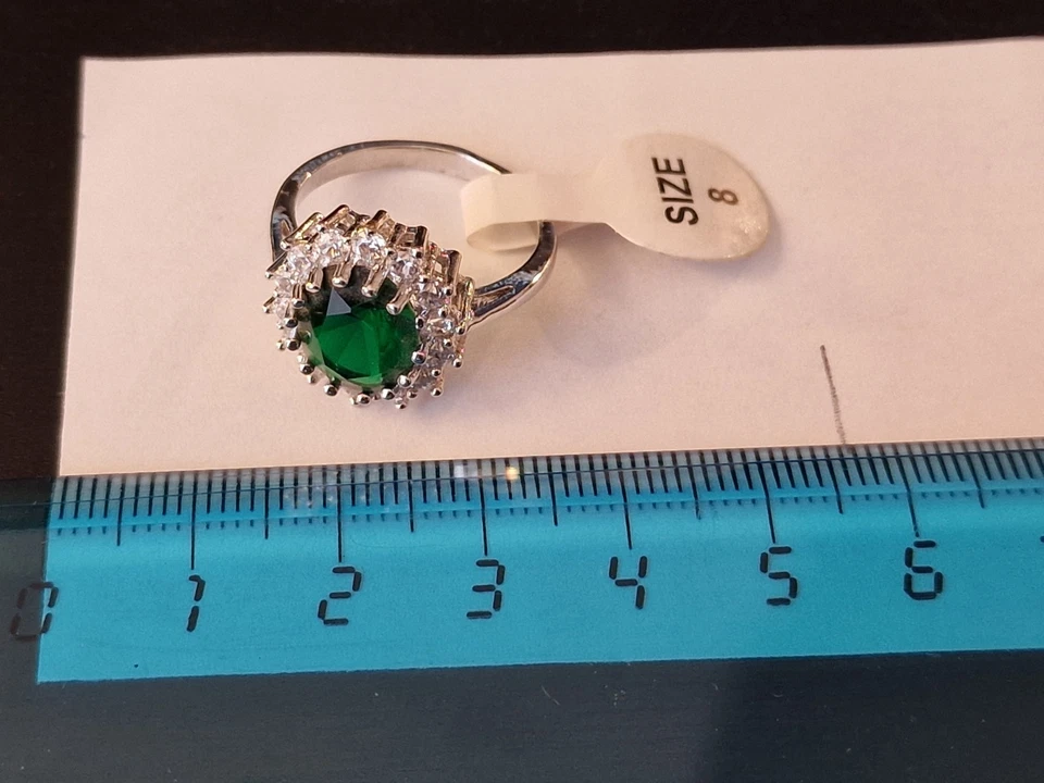 Anello con Smeraldo e Brillantini SINTETICI in argento 925 ANALLERGICO - Immagine 4 di 4