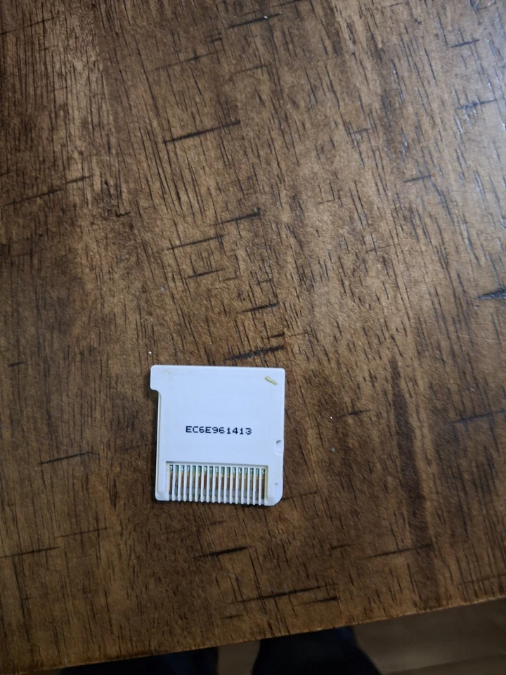 Tomodachi Life Nintendo Selects, 3DS (UNTESTED READ DISC) - Image 2 of 2