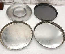 Removable Bottom Pie Tart Quiche Set of 5 Fluted Round Baking Pans Vtg