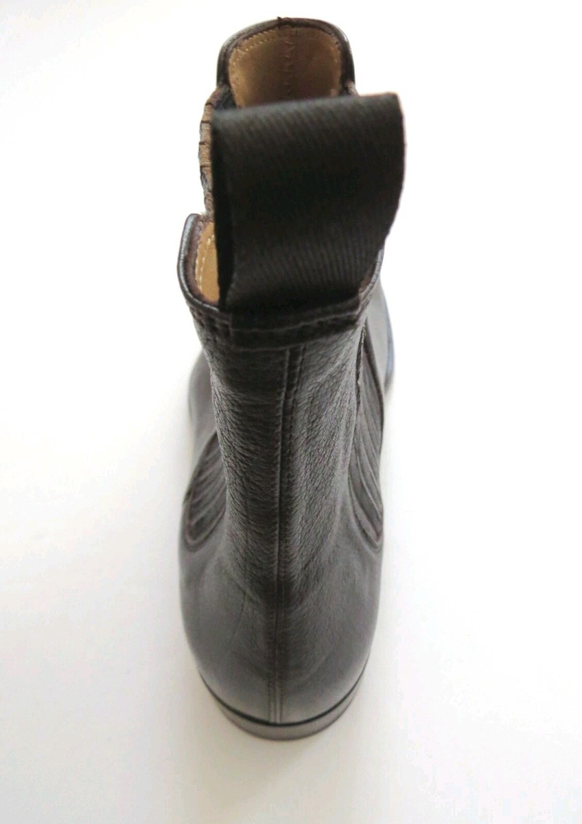 Brioni Dark Brown Leather Chelsea Boots Brioni Suede Chelsea Boots | Brown | FARFETCH GE main image 4