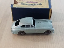 Matchbox Lesney Moko #53 Aston Martin Silver Sage In Original Box