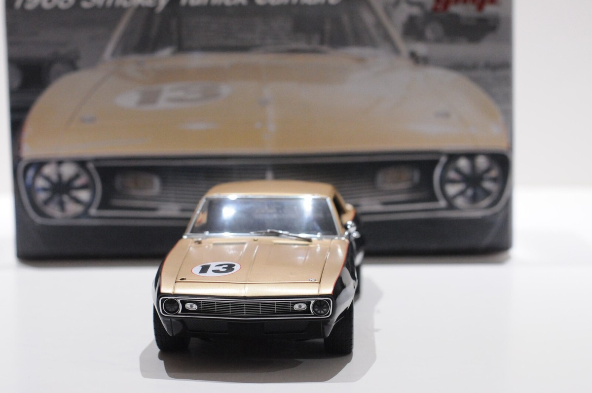 GMP 1968 SMOKEY YUNICK CHEVROLET CAMARO #13 SCALE 1:18