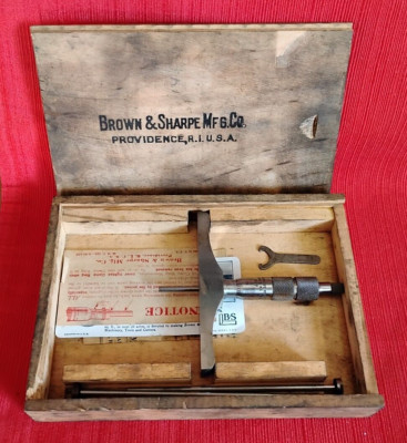 Vintage Brown & Sharpe No 607 RS 0-3 Depth Micrometer 4'' Base Wood Box SHIP FREE