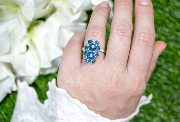 [COLD FRAME] ☆ / FLORES RING SET Two Flower Wrap Ring With Simulated 4.32 TCW Swiss Blue
