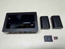 BLACKMAGIC VIDEO ASSIST HD 5" MONITOR W/ 2 BATTERIES / SD CARD / WORKING NICE