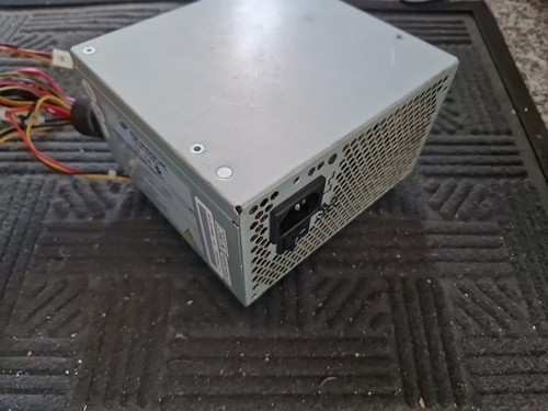 350W PC 20+4Pin ATX Netzteil wenig benutzt