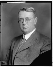 Photo:LYON, H.L. HONORABLE