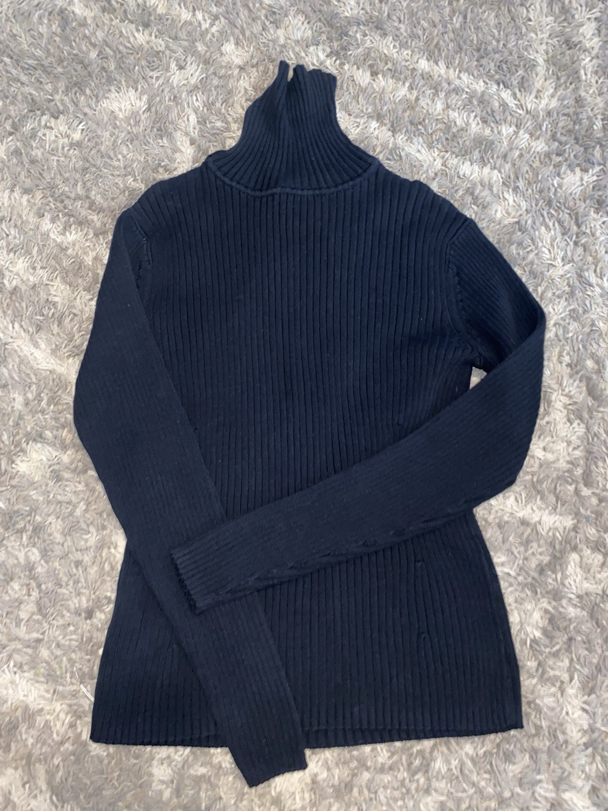 Pendleton Turtle Neck Size Medium - image 1