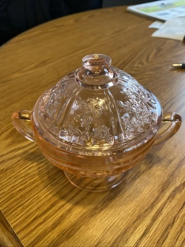 Federal Sharon Cabbage Rose Pink Sugar Bowl WIth Lid / Cover Depression Glass