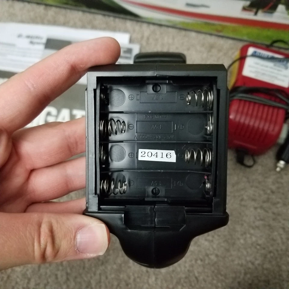 Aquacraft Mini Alligator Tours RC Electric Airboat w/ Remote- FOR PARTS UNTESTED - Image 3 of 4