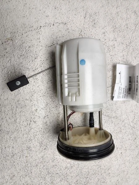 Conjunto de bomba de combustible Acura TL 2009-2014 3,5 L tracción delantera OEM 17045TA6A00 Foto 4 de 4