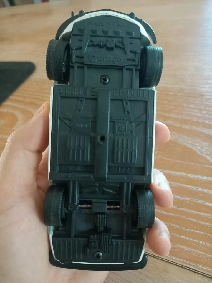 BURAGO - RENAULT - ALPINE A110 RALLY N 31 DENIM MACCHINA GIOCO - Immagine 3 di 4