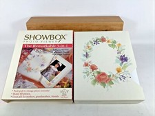Vintage Showbox 3 1/2" x 5" Photo Viewer Holds 40 Photos SOFT FLORAL Pattern