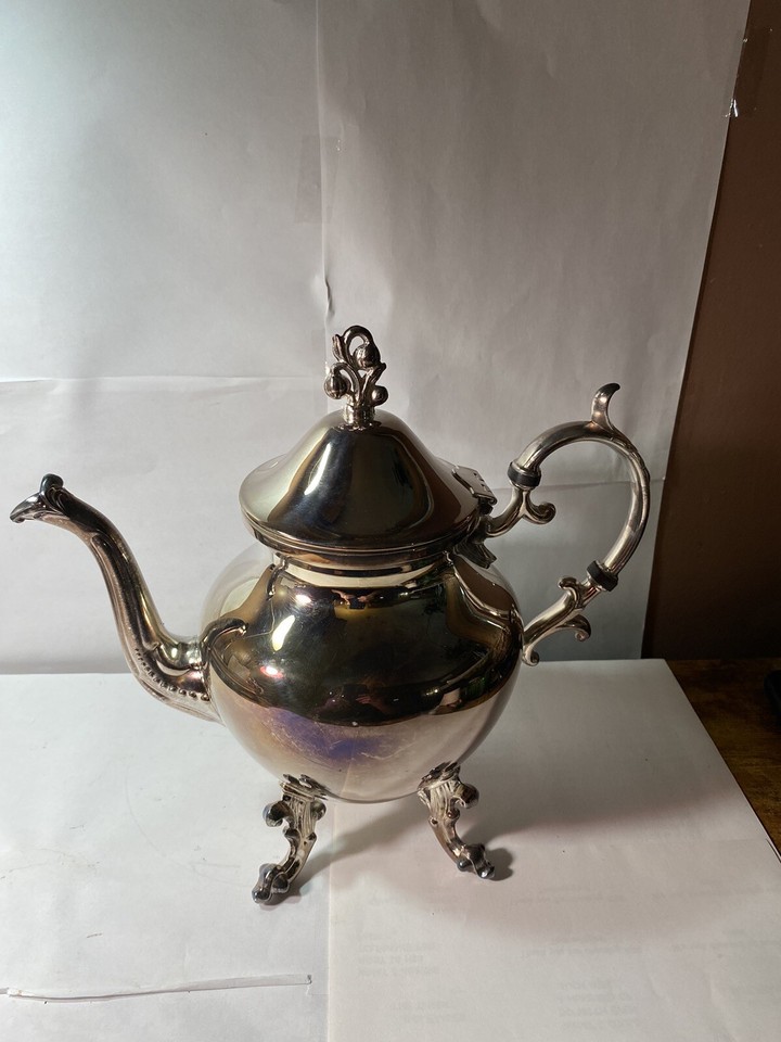 Vintage Silver Mfg. Corp. English Silver On Copper Tea / Coffee Pot