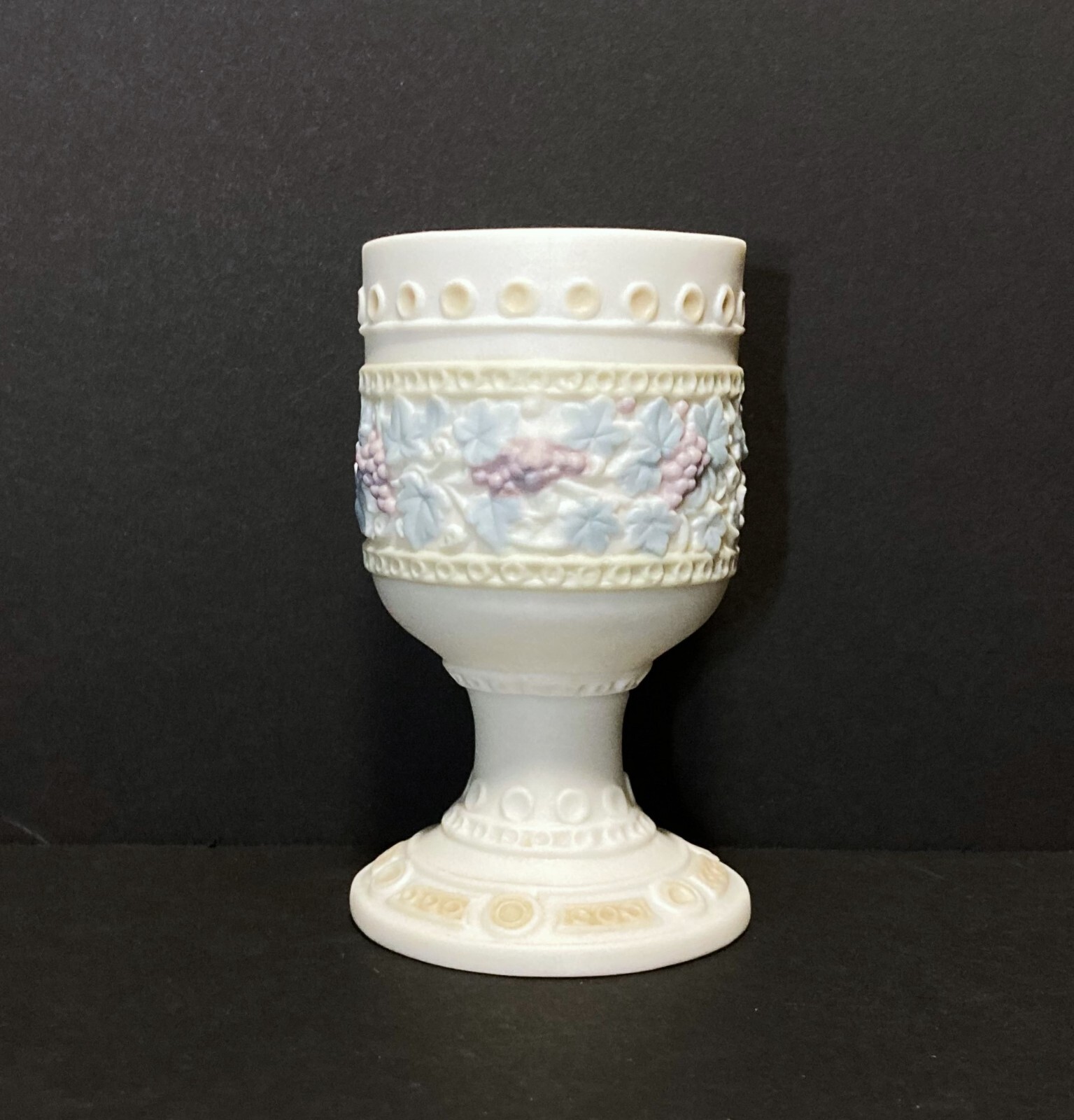 Lladro 5263 Miniature Chalice Cup Decorated With Grapes and Vines 3.25" Tall