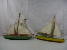 GIOCATTOLO IN LEGNO '60 's TOY WOOD 2 BARCHE A VELA LUNGHE 38 cm