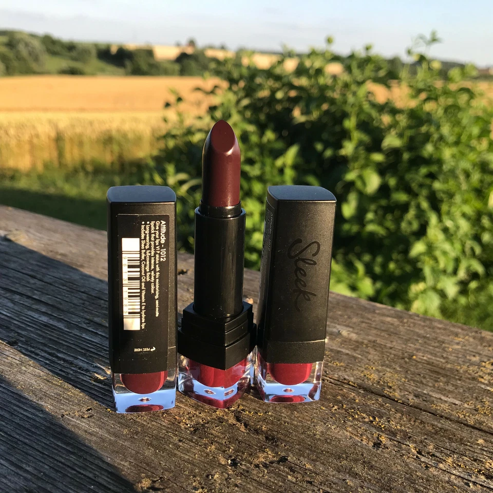 SLEEK MakeUp LIP VIP Lippenstift Matt 1012  3,6g *NEU**** - Bild 1 von 1