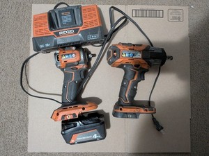 RIDGID Sub Compact 18V Impact Driver 4Ah Li-Ion Battery, Compact, Black/Orange