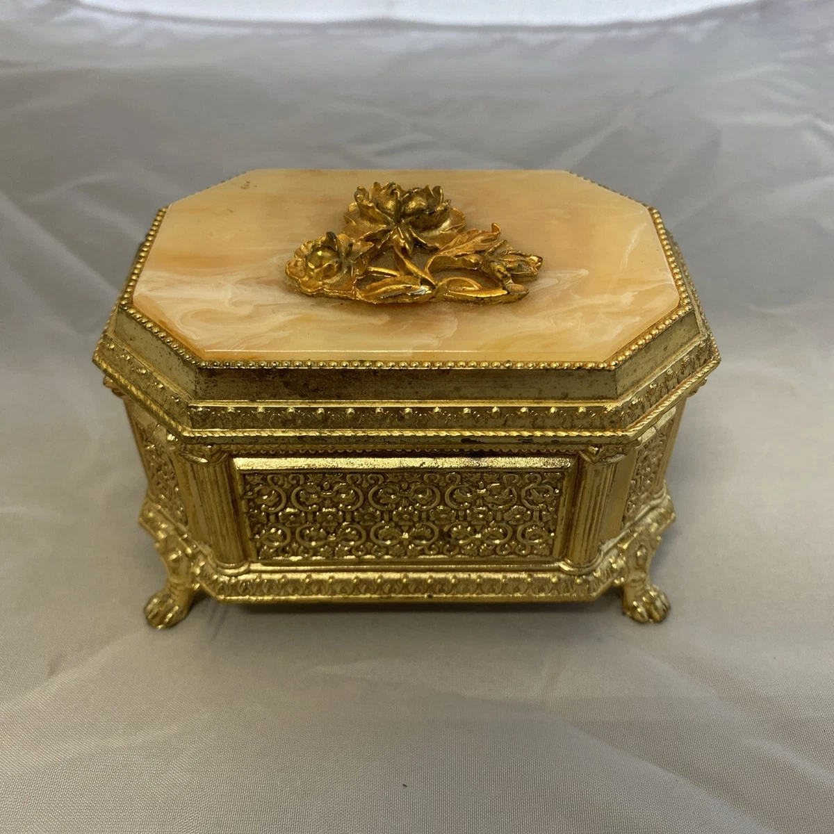Japanese Music Box Indiana Collectible Music Boxes (1940-1970) for
