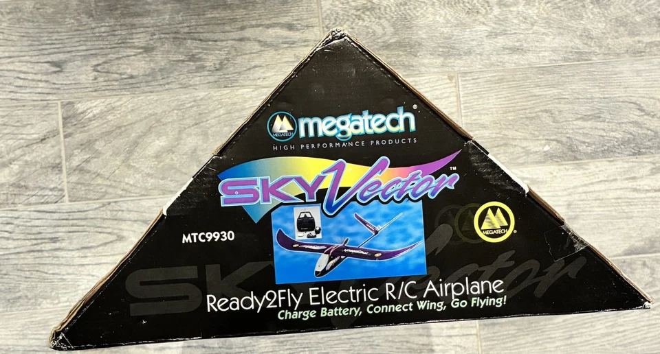 NEW!!! MEGATECH Sky Vector Ready2Fly Electric Radio Controlled Airplane - Image 4 of 4