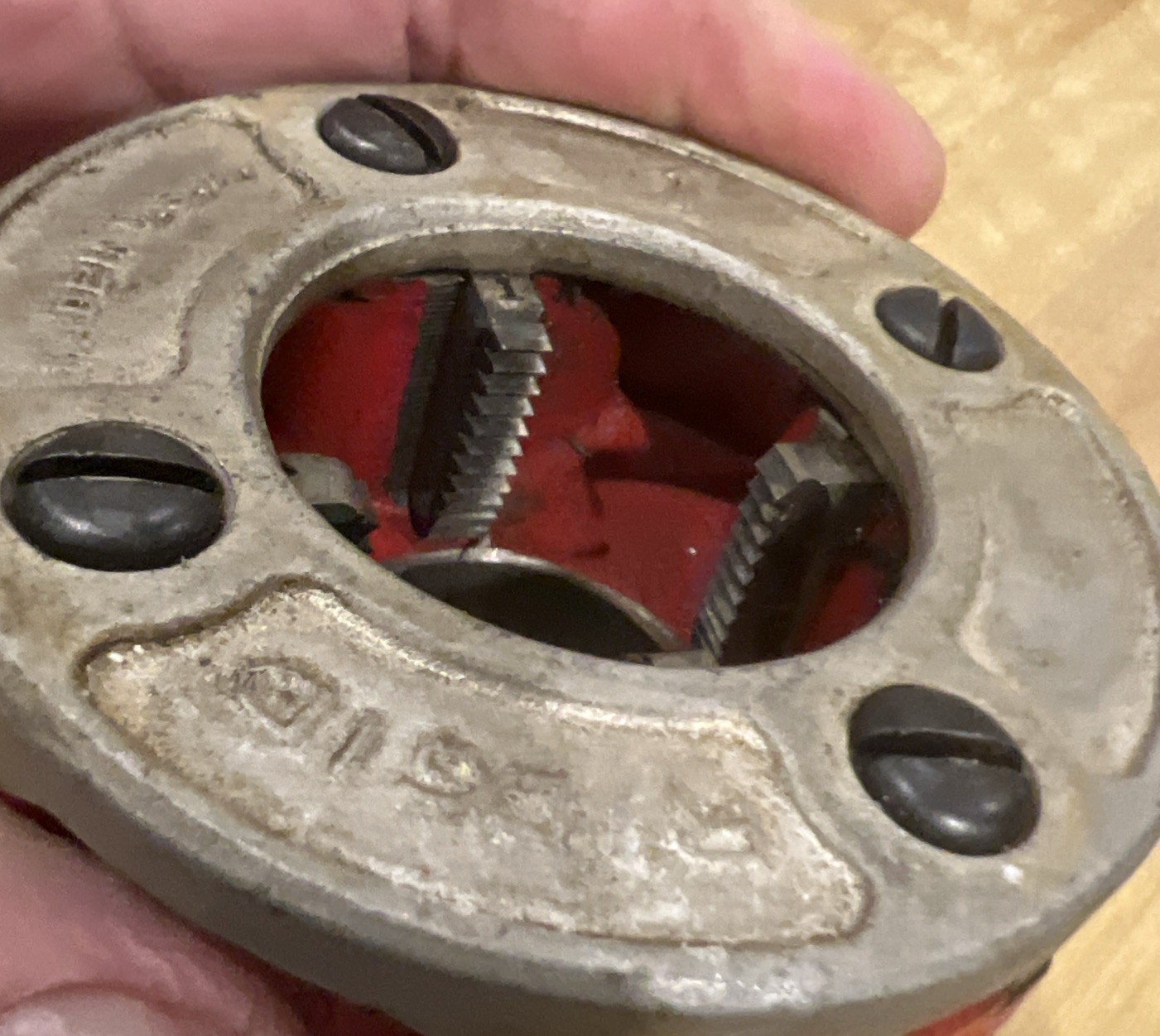 RIDGID 00R, 1” Inch Pipe Die Head Threader Threading Rigid 00-R (Read)