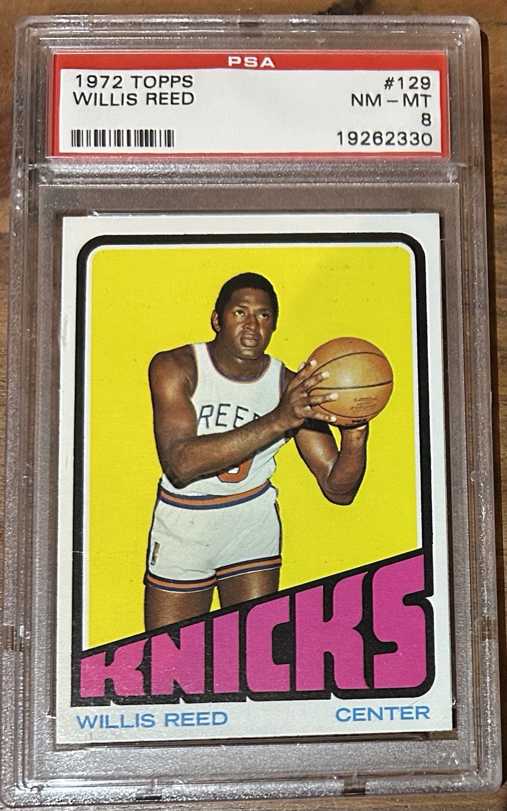 1972 Topps Willis Reed PSA 8 #129 NY Knicks. HOF