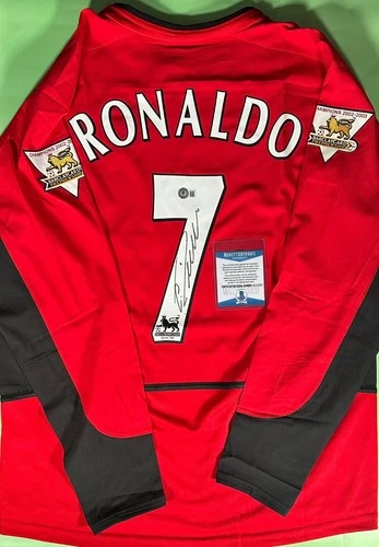 Cristiano Ronaldo Signed Manchester United Soccer Jersey Beckett BAS COA