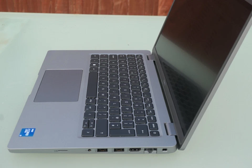 Dell Latitude 5430 · i5-1145G7 · 16GB · 256GB, photo 4 of 5