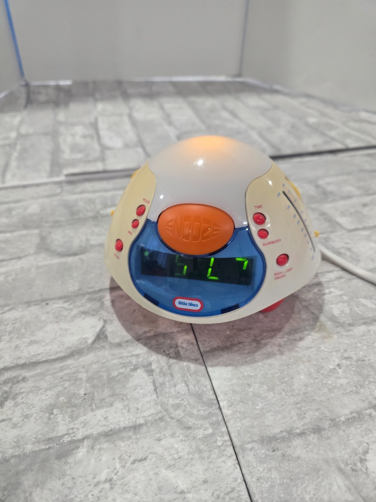 Night Light Snooze Battery Back-up Video
