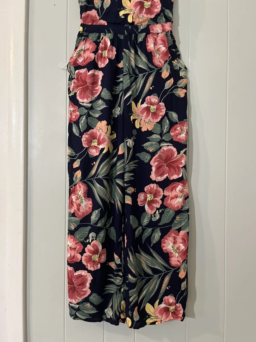 NWT Hollister Women s Floral Jumpsuit Size S Tropical Floral