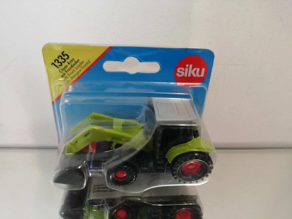 SIKU 1335 CLAAS ARES CON CARICATORE FRONTALE SU BLISTER - Immagine 2 di 3