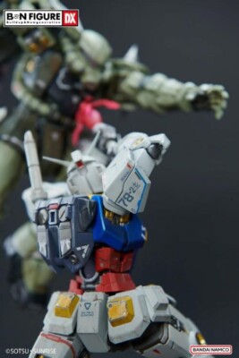 Gundam BN Figure DX Series RX-78-2 Gundam Vs. MS-06S Zaku II Gundam BN Figure DX Series RX-78-2 Gundam Vs. MS-06S Zaku II