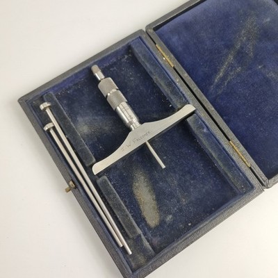 Brown & Sharpe Tiefenmessschraube Set mit Koffer Vintage Machinist Tool Providence