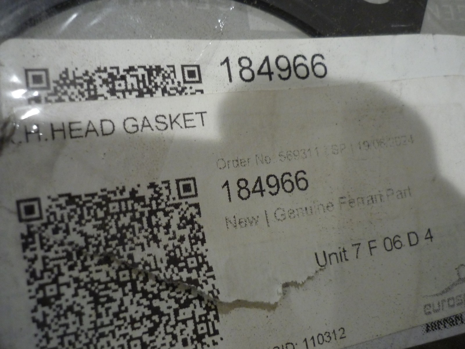 Ferrari 430  - Gasket For RH Cylinder Head  (NEW)  -P/N 184966