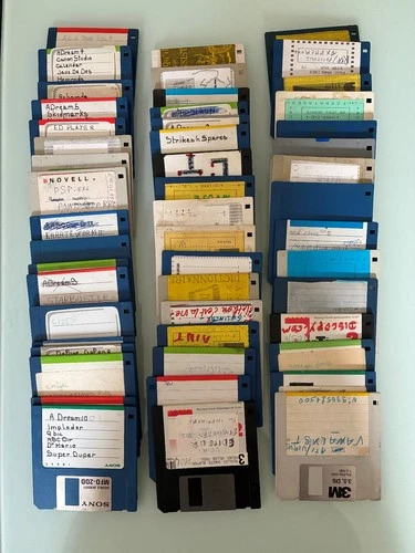 Lot 52 Disquettes 3.5" 720 Kb Ko Windows DOS AMIGA Vintage