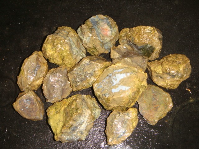 OLD RICHARDSON RANCH MOSS BED THUNDER EGG ROUGH SPECIMENS  8   POUNDS