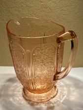 Vintage Jeannette Cherry Blossom Depression Glass Pitcher 36 oz 6-3/4” Tall.