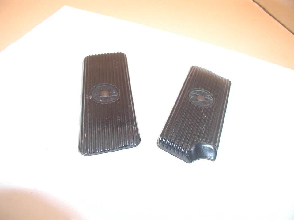 Pistola Zastava M57 7,62mm - Conjunto de aderência, esquerda e direita - Imagem 2 de 3