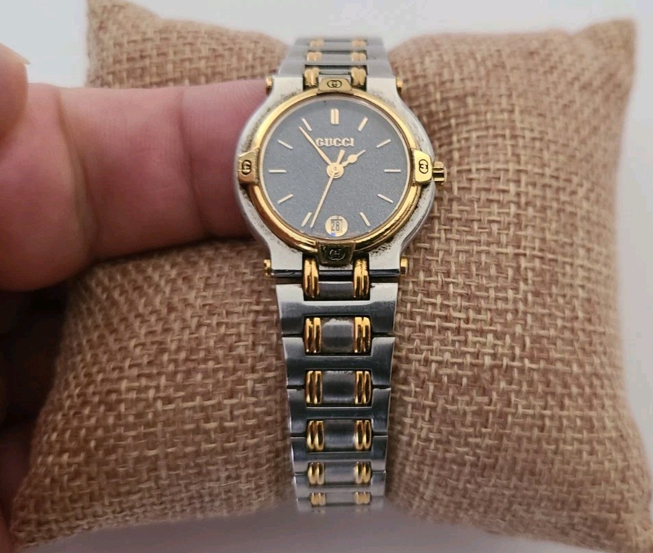 Gucci 9000L 23mm Womens Watch Black Dial X Gold - Running -MISSING