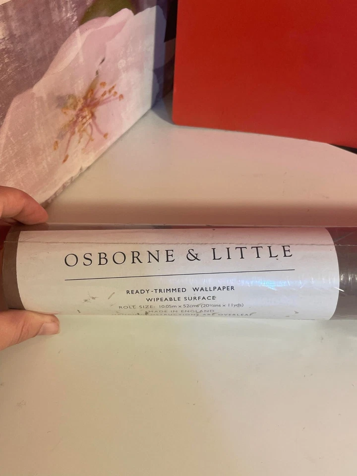 Papel pintado recortado Osborne & Little Ready, W5515-07, lote: 1176S, limpiable - Imagen 2 de 4