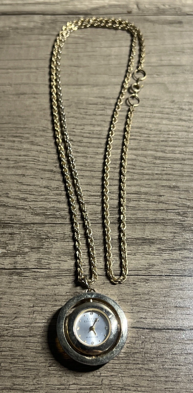 Collier montre pendentif vintage Sarah Coventry breloque suprême