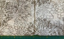 HOFFMAN CALIFORNIA INT BALI HAND PAINTS BATIK M2706-501 - SANDDOLLAR-- 3/8 YD