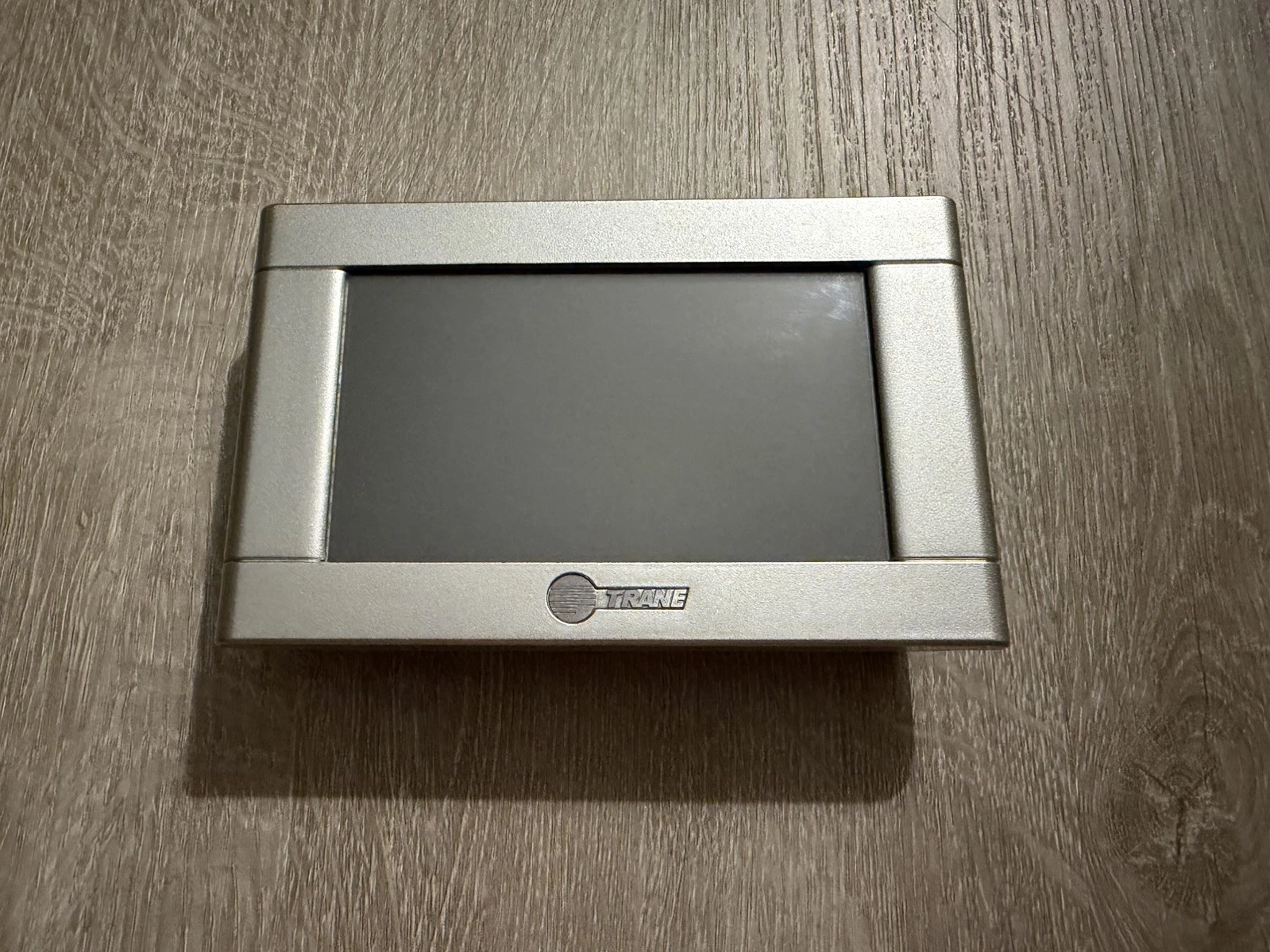 Trane XL824 Connected Control Programmable Wi-Fi Thermostat TCONT824AS52DBA
Opens in a new window or