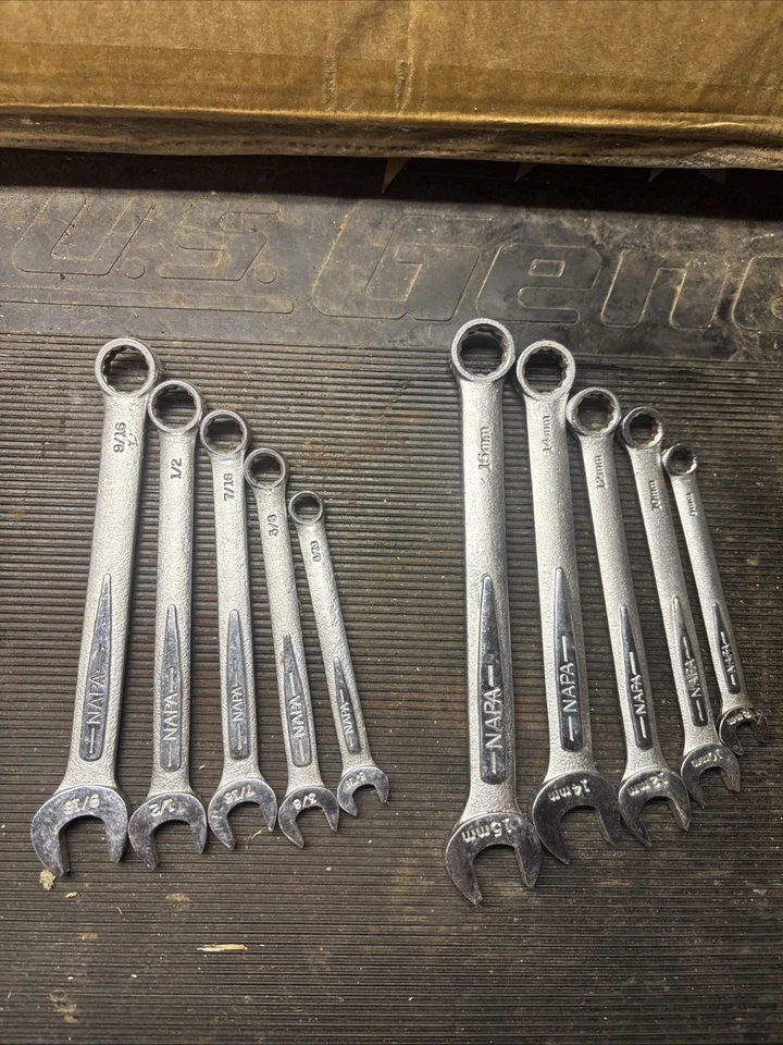 Llave estándar Napa de 5/16 a 9/16 Llave métrica Napa de 8 mm a 15 mm Foto 2 de 4