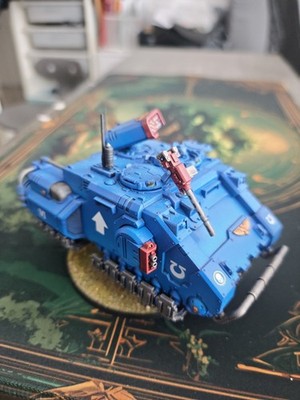 Warhammer 40k Space Marines Primaris Impulsor Ultramarines sehr gut bemalt